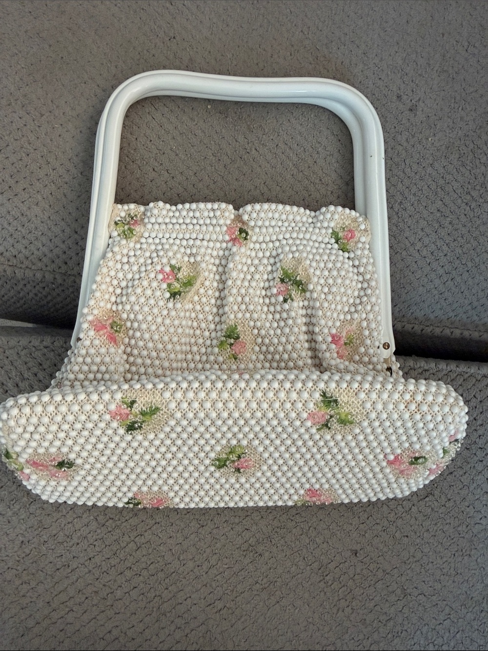 Vintage Lumured beaded purse